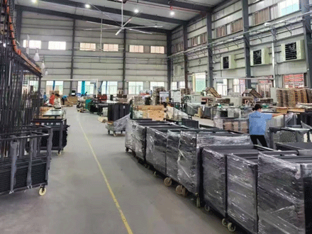肇慶機械廠工業(yè)大風扇項目案例